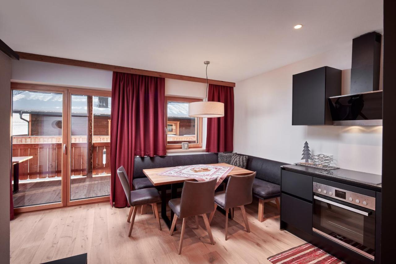 Alpin Residenzen Buchensteinwand St. Ulrich By Alpina-Holiday Занкт-Ульріх-ам-Піллерзе Екстер'єр фото
